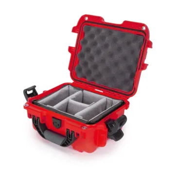 Photo de NANUK™ 905 - Valise de Protection Rouge avec séparateur