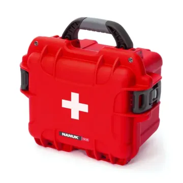 Photo de NANUK™ 908 - Valise de Protection Rouge avec Logo Premiers Secours