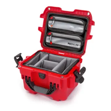 Photo de NANUK™ 908 - Valise de Protection Rouge avec séparateur avec séparateur Kit Photo