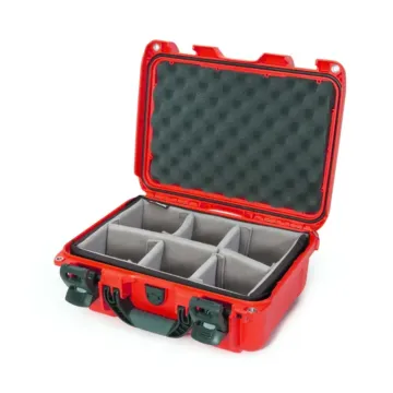 Photo de NANUK™ 915 - Valise de Protection Rouge avec Séparateur