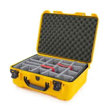 Photo de NANUK™ 940 - Valise de Protection Jaune avec Séparateur