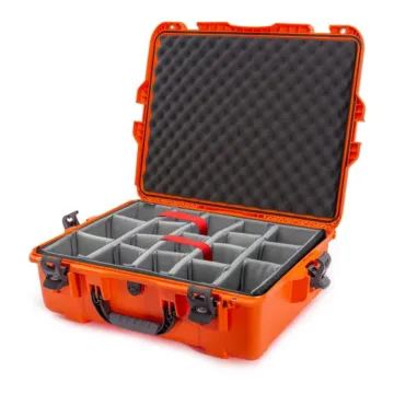 Photo de NANUK™ 945 - Valise de Protection Orange avec Séparateur