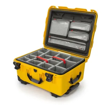 Photo de NANUK™ 950 - Valise de Protection Jaune avec Séparateur et Organisateur Kit Photo