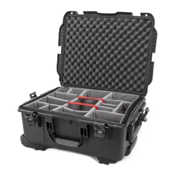 Photo de NANUK™ 955 - Valise de Protection Noir avec Séparateur