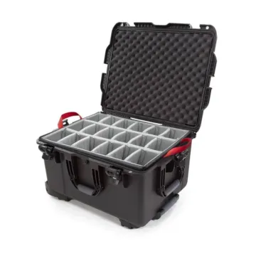 Photo de NANUK™ 960 - Valise de Protection Noire avec Séparateur