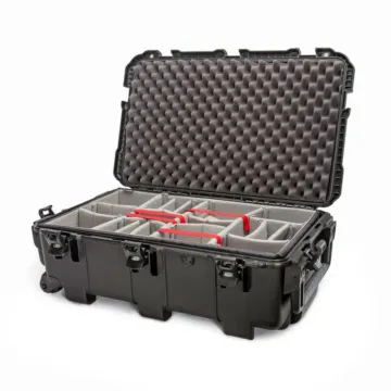 Photo de NANUK™ 962 - Valise de Protection Noire avec Séparateur