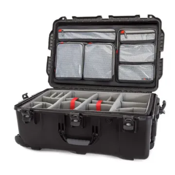 Photo de NANUK™ 963 - Valise de Protection Noire avec Séparateur